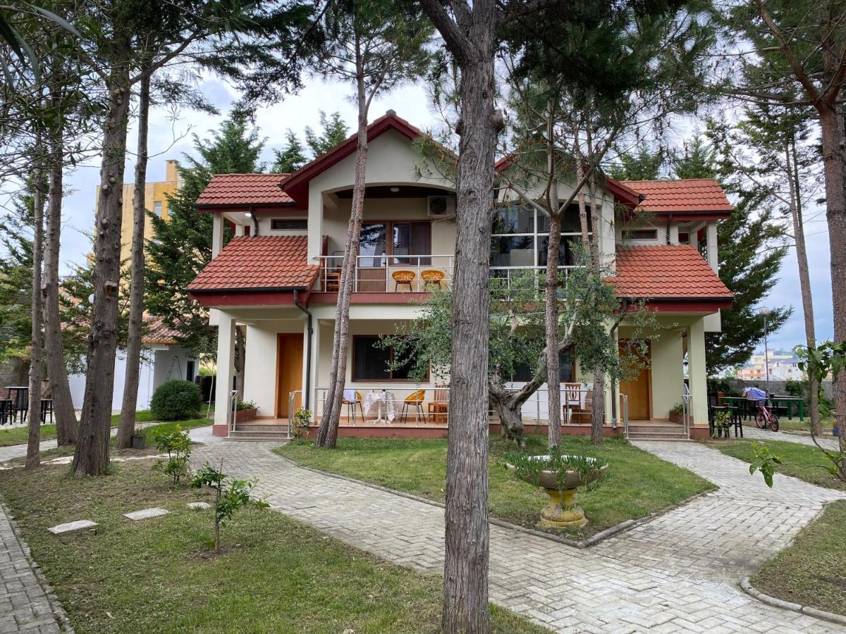 Hotel Garden Villa Ardo Golem  Zewnętrze zdjęcie